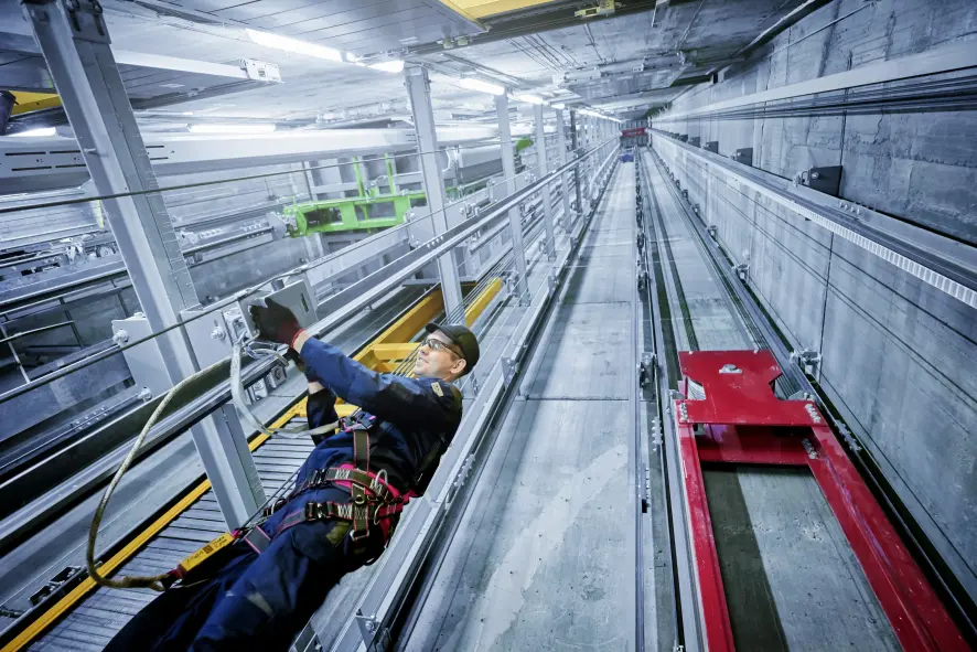 Feke Asansör Bakımı